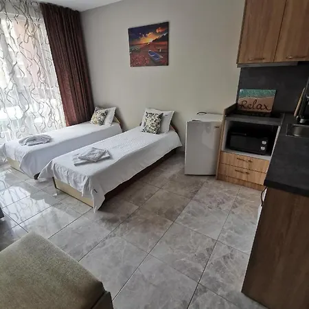 公寓 Admiral Plaza Sunrise C13 阳光海滩